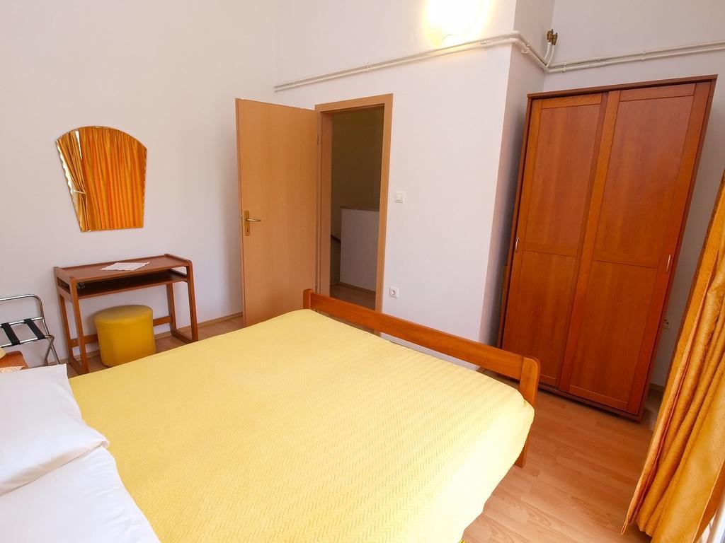 Apartment With 4 Bedrooms 446 Fažana Kültér fotó